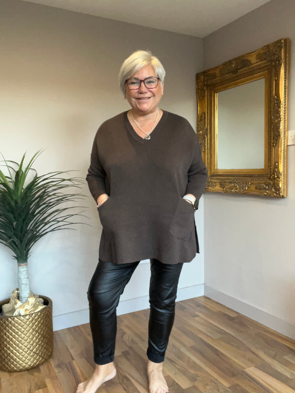 Luxury Knitted V Neck Pocket Top