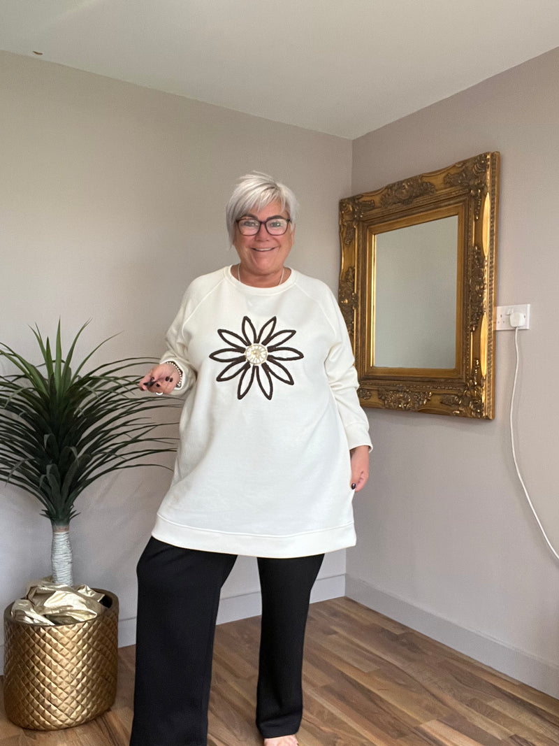 Flower detail sweat top