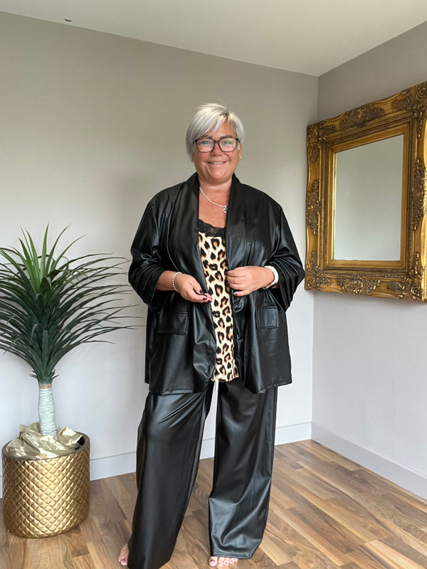 Pu Edge to Edge Blazer