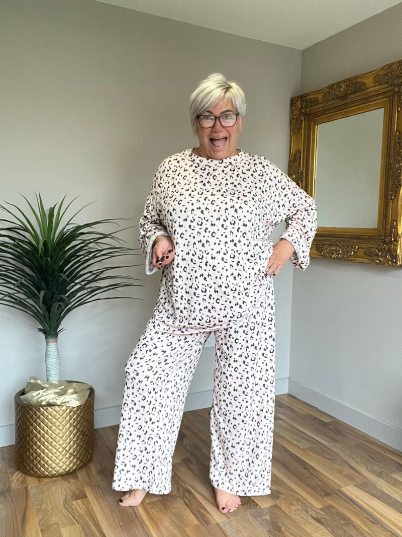 Super soft Pj/loungewear